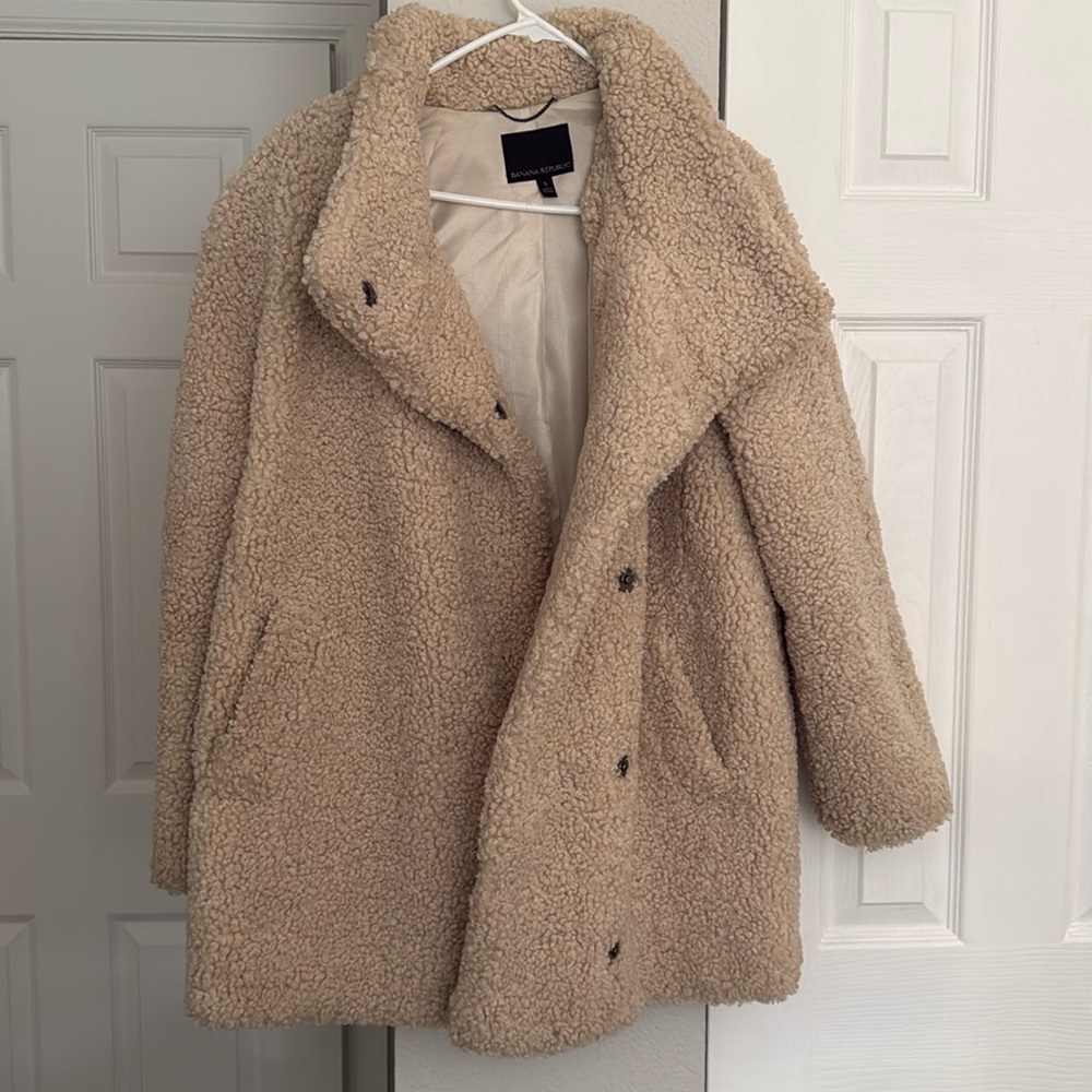 Banana Republic sherpa tan jacket
